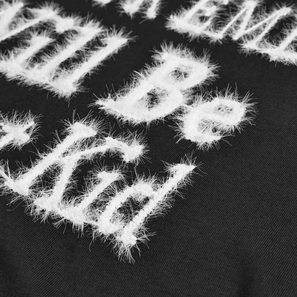 “American Loose Plush Letters” T-shirt