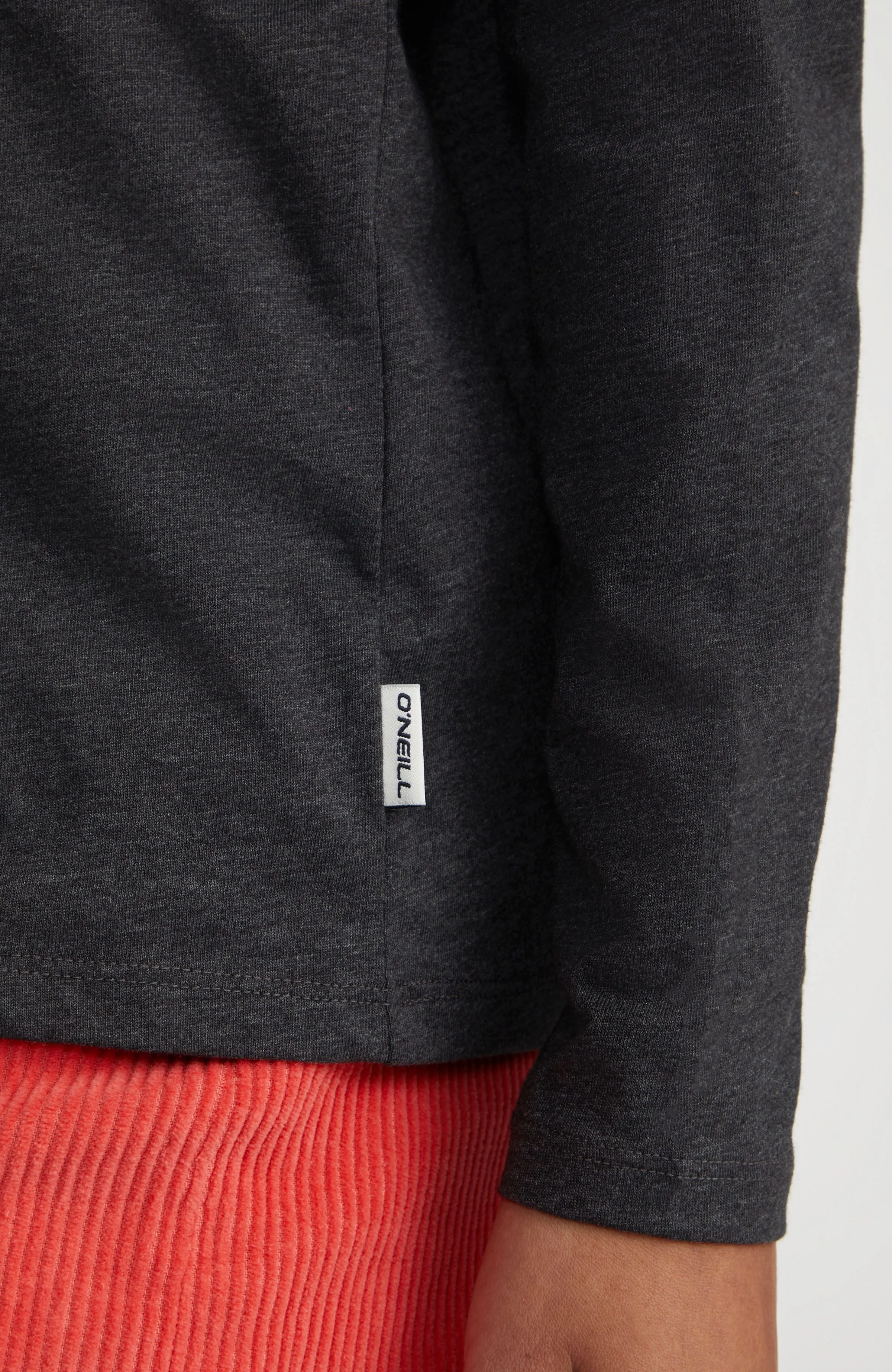 Essential Longsleeve T-Shirt | Black Out
