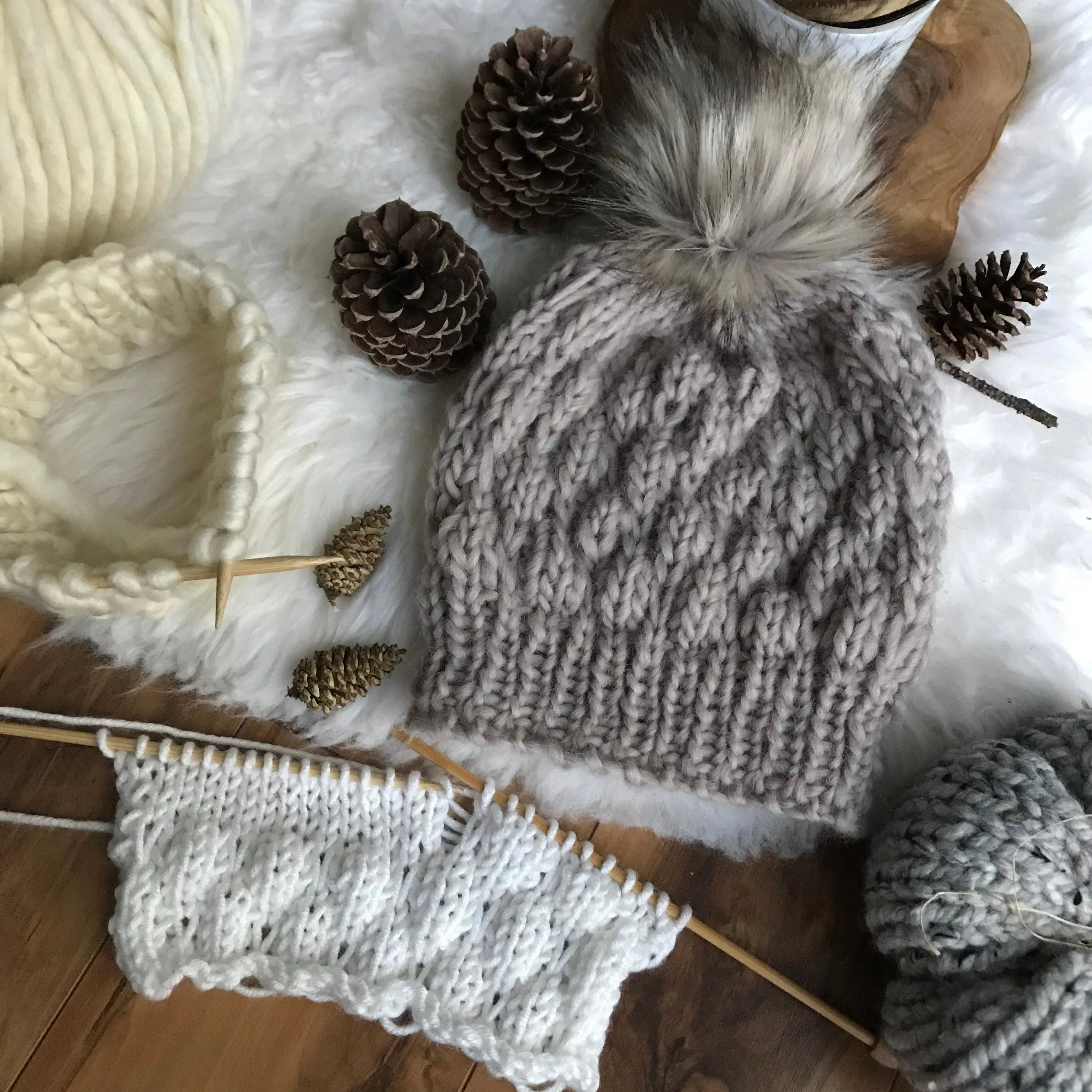KNITTING PATTERN DIY The Bubble Stitch Women's Beanie, Pom Beanie Hat, Bubble stitch  Cap, Toque Bobble Hat Winter Hat, Beanie Hat