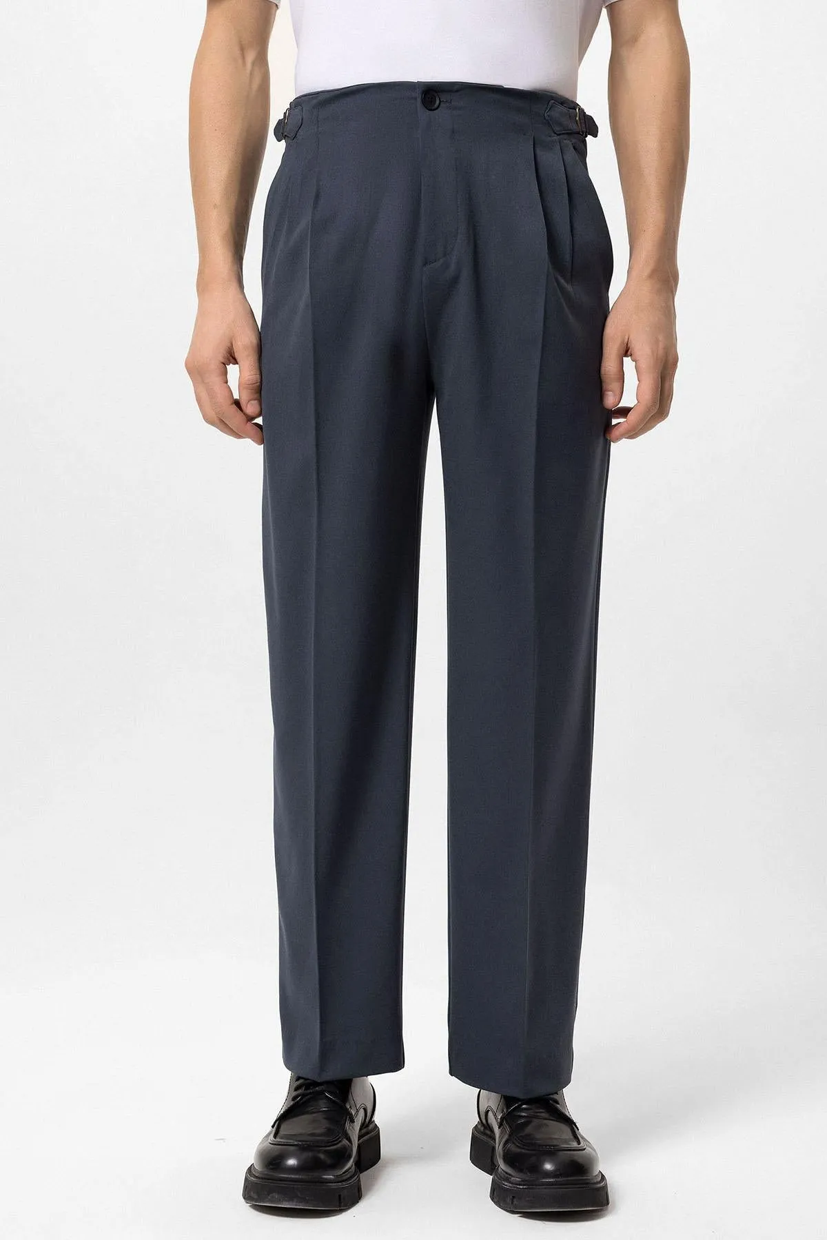 Men's Smoked High-Waisted Buckle Detail Relaxed Fit  Pants - Wessi