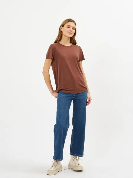 Minimum Rynah Tee