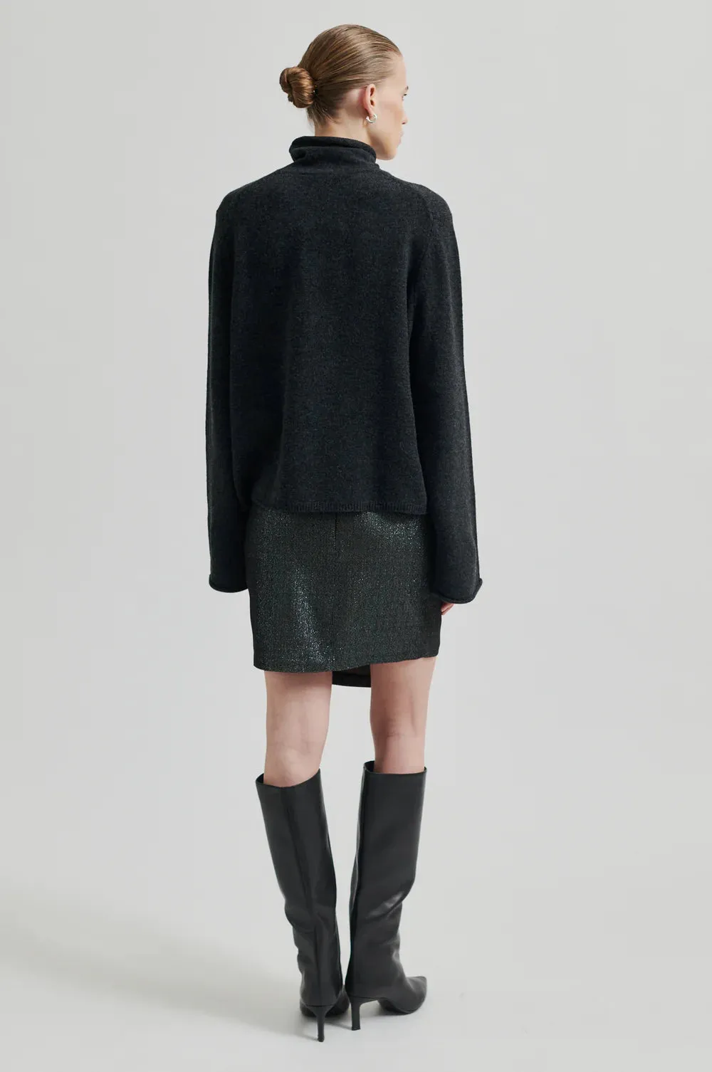 Neva Knit T-Neck in Dark Grey