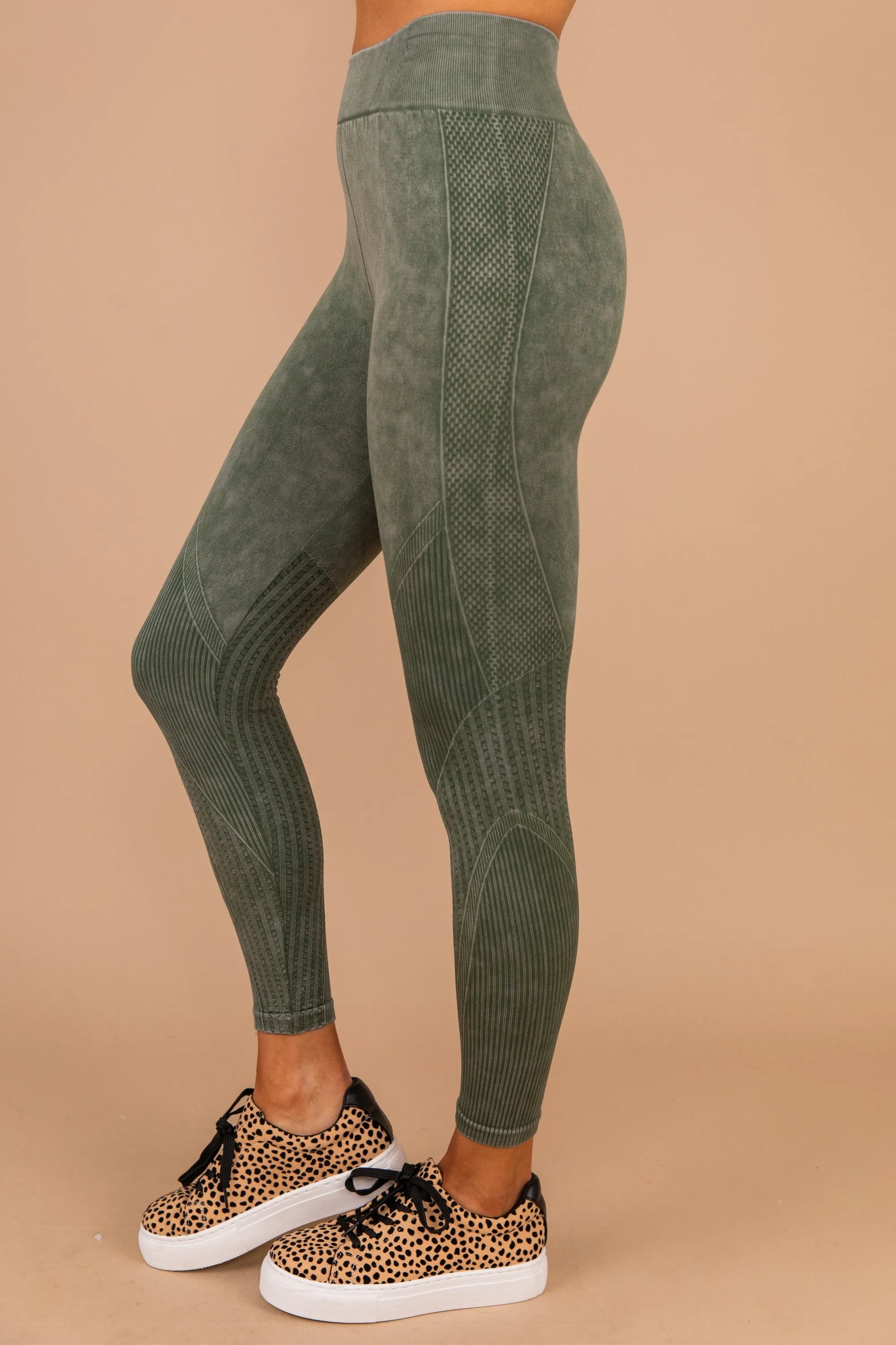 On The Run Olive Green Ribbed Leggings