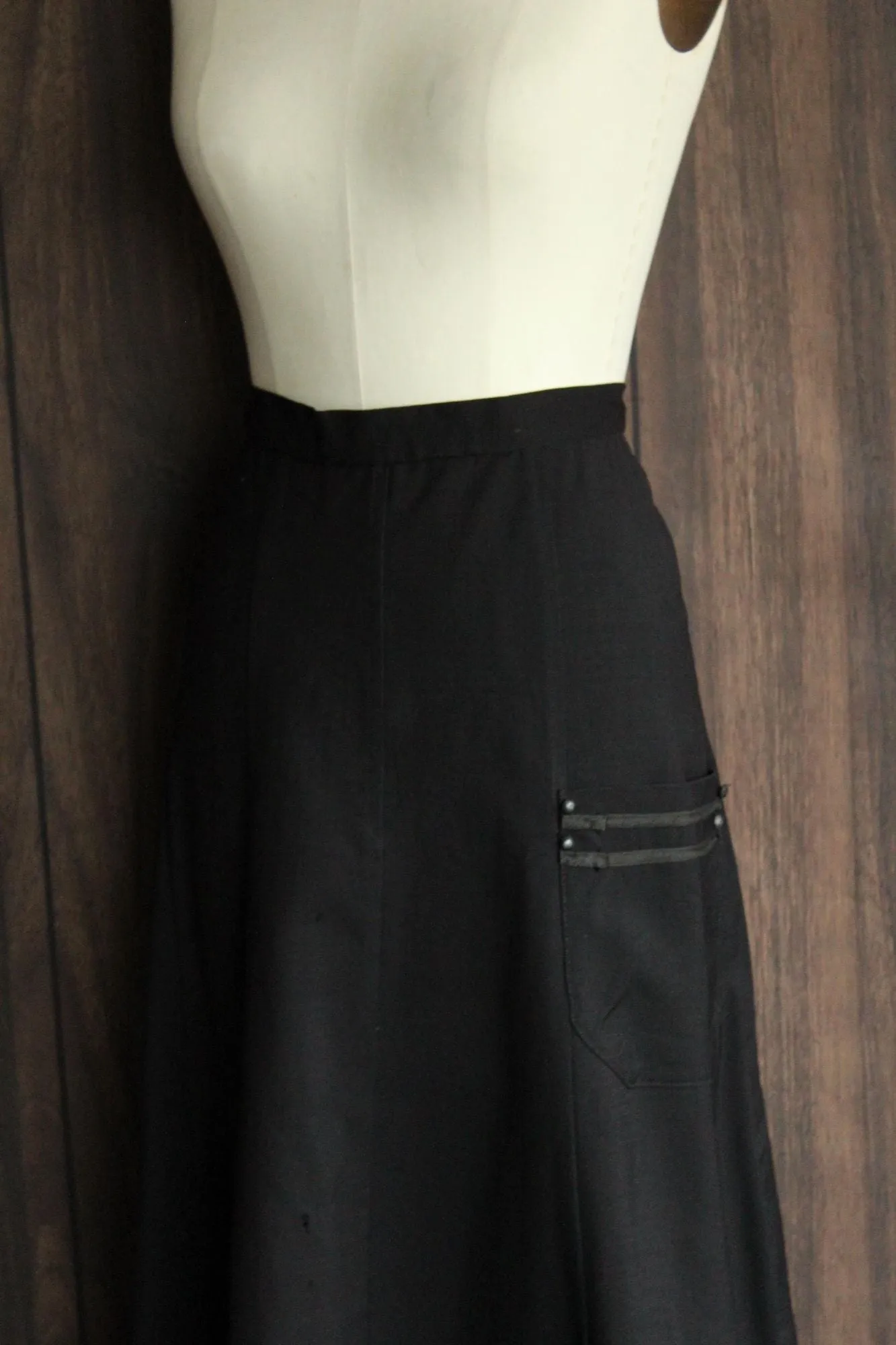Vintage 1900s Volup Size Edwardian Black Skirt With Pocket