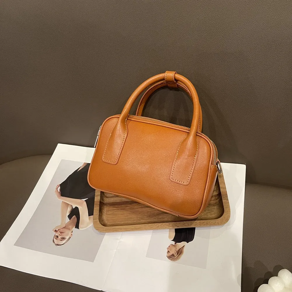 XIANGTUIBAO Cross-Border Vintage Leather Women Bag Fashion Top Layer Skeleton-Skin Boston Bag New Crossbody Hand Holding Pillow Bag 787